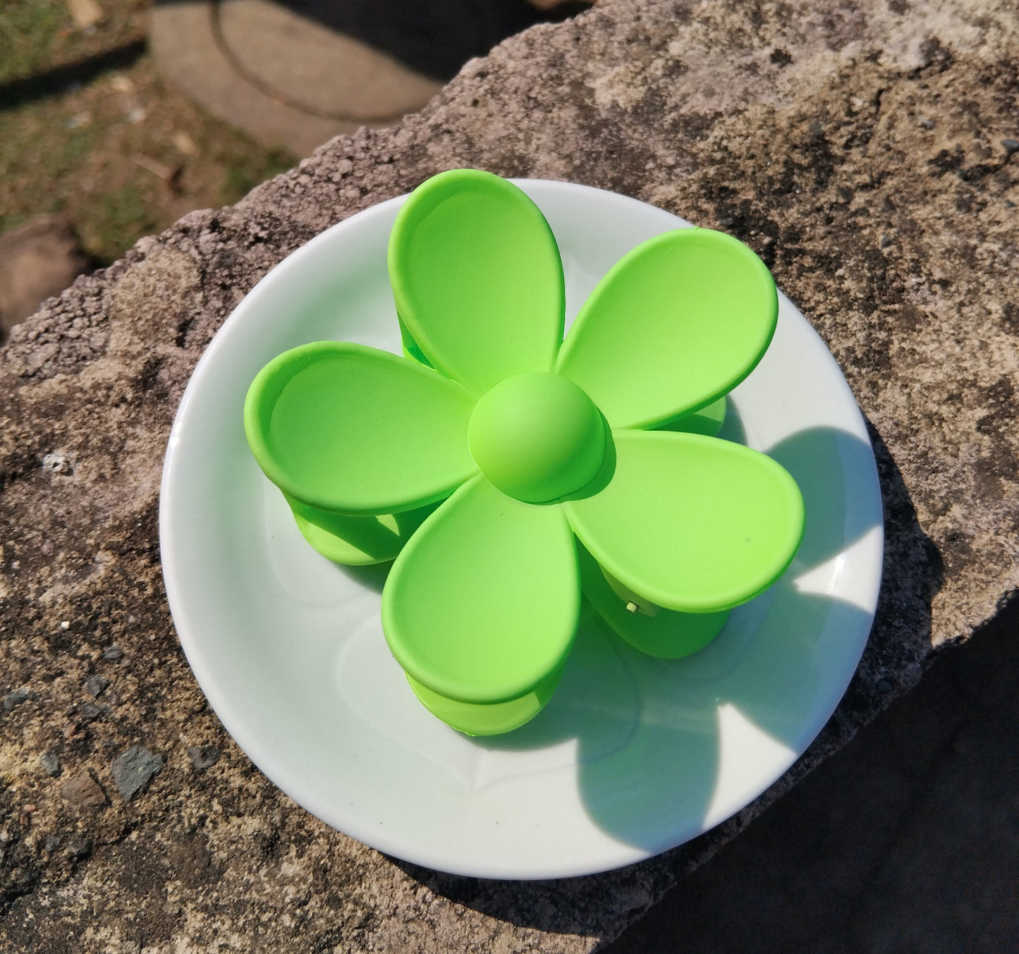Large Flower Hair Claw Clips.